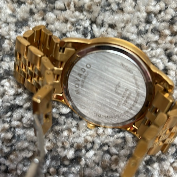 Watch - Picture 2 of 7